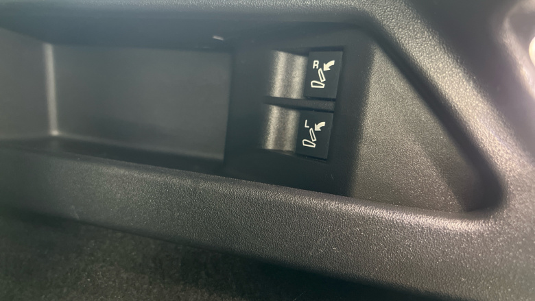 Land Rover Discovery Sport 2.0 D180 R-Dynamic SE 5dr Auto Diesel Station Wagon